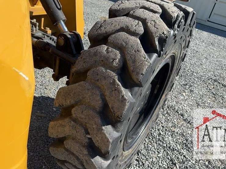 caterpillar-tl642c-image-20