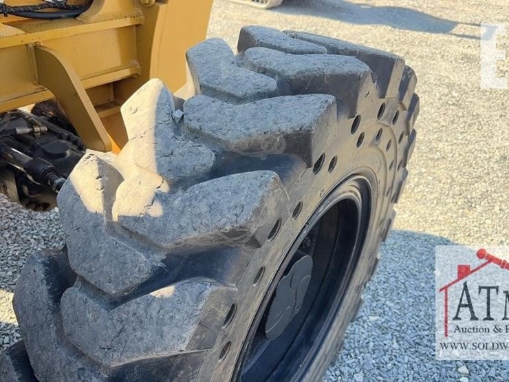 caterpillar-tl642c-image-15