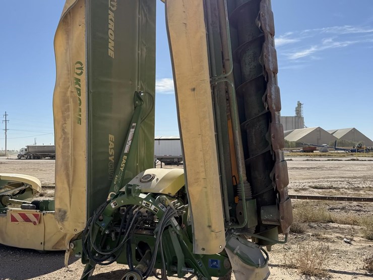 2022-krone-ecb950-collect-image-3