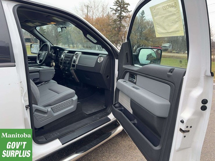 2013-ford-f150-xlt-image-25