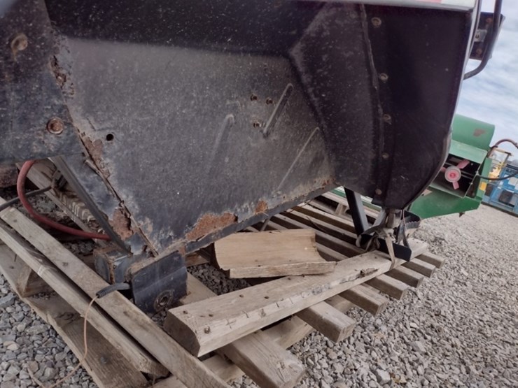 new-holland-3930-tractor-cab-(qea-6446)-image-5