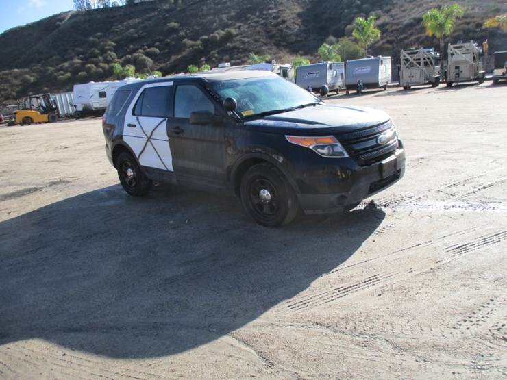 2014-ford-explorer-image-2