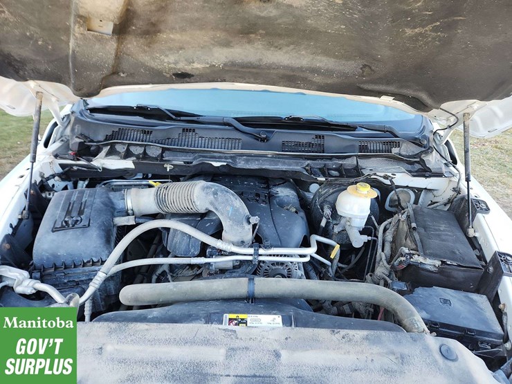 2013-dodge-1500-image-19