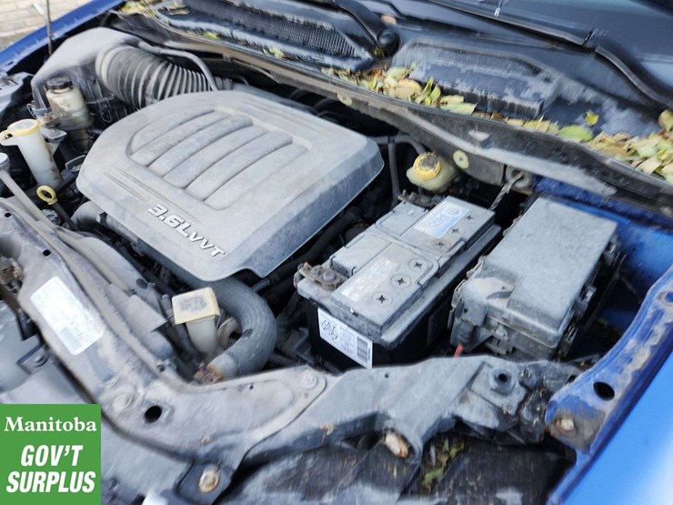 2013-dodge-grand-caravan-image-24