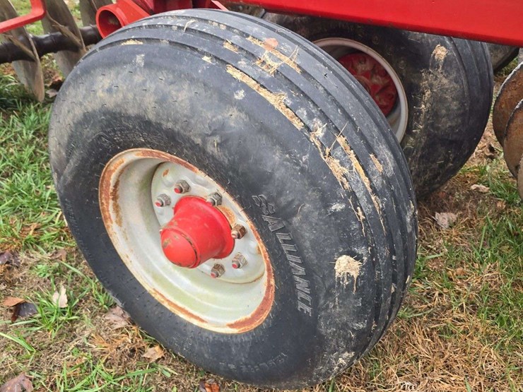 case-ih-3950-image-10