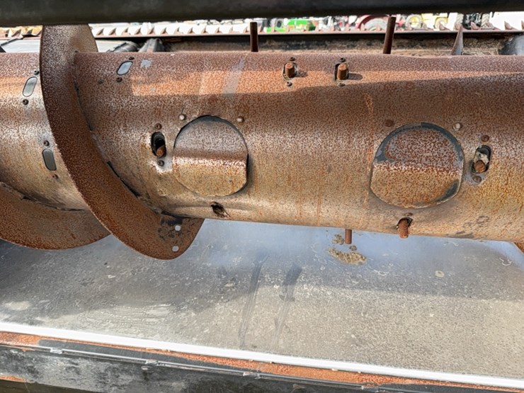 2010-case-ih-2162-image-15