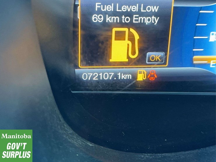 2017-ford-explorer-image-16