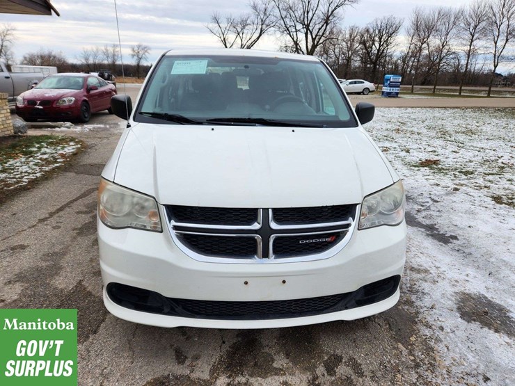 2013-dodge-grand-caravan-se-image-3