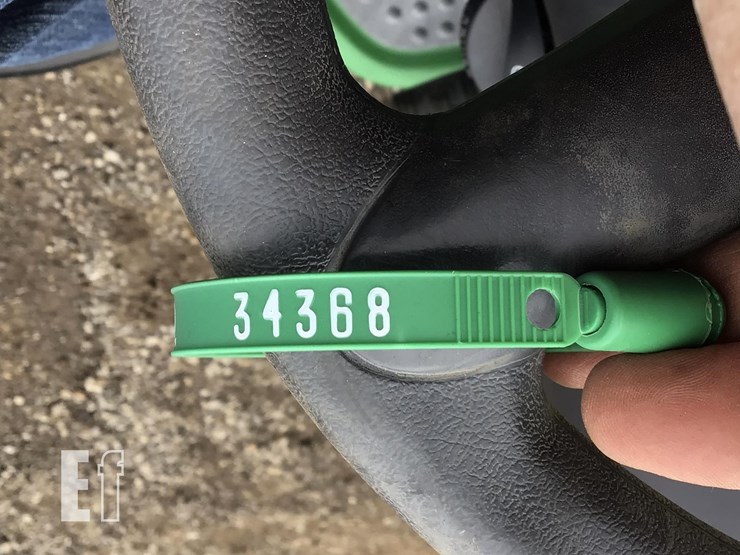 john-deere-la145-image-17