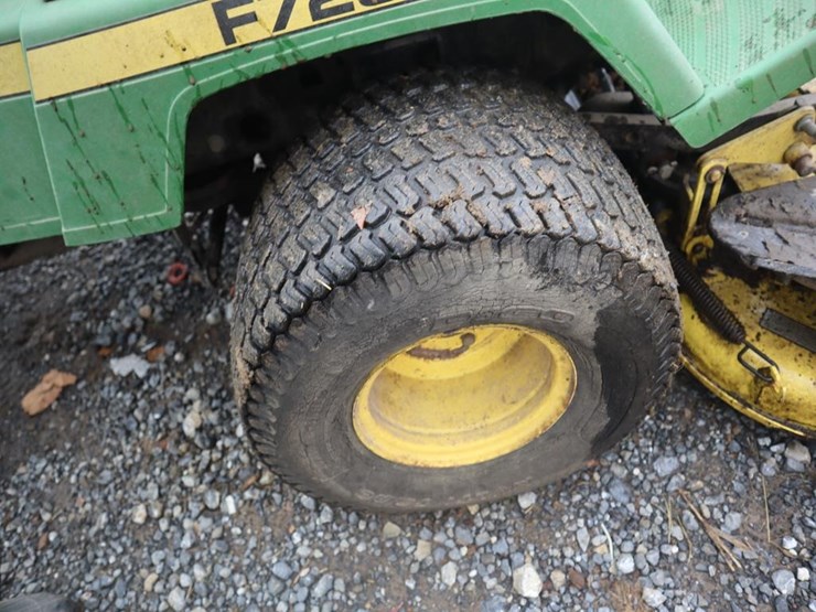 john-deere-f725-image-10