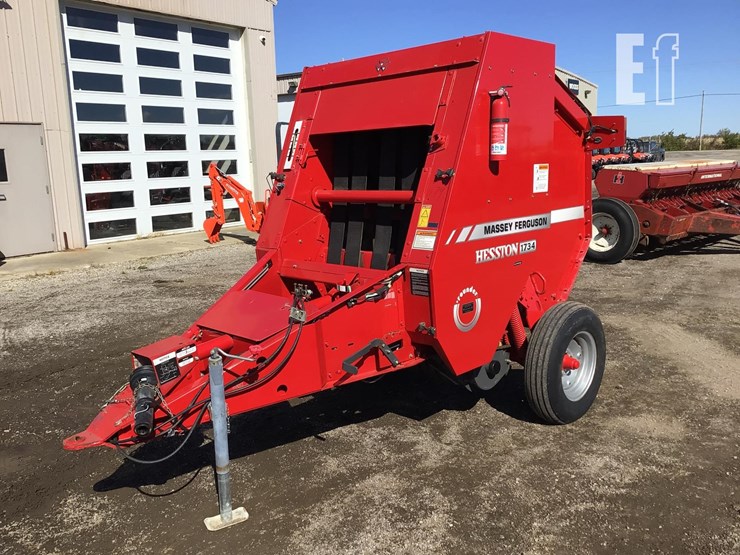 2012-massey-ferguson-1734-image-2