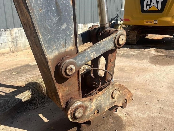 deere-470g-lc-image-8