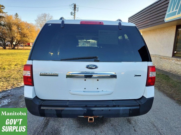 2014-ford-expedition-image-7