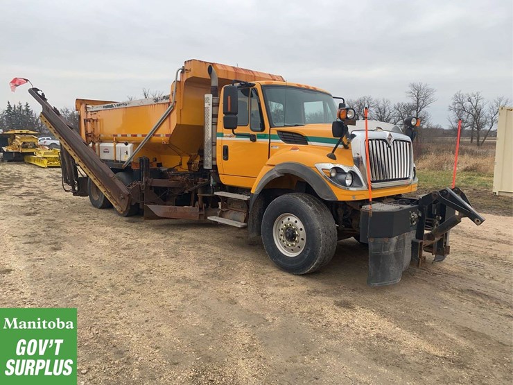 2011-international-workstar-7600-image-2