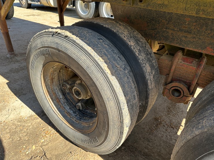 #33715-•-1966-unkt-r66-22'-t/a-dump-trailer-image-7