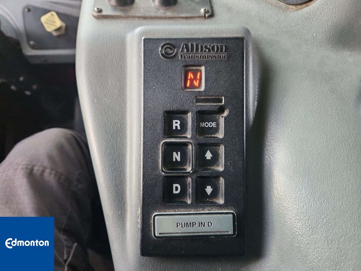 2005-spartan-gladiator-image-10