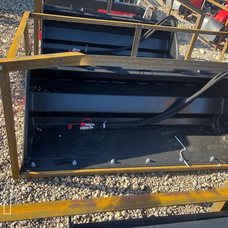 RAYTREE 72IN POWER RAKE BUCKET SKID STEER ATTACHME