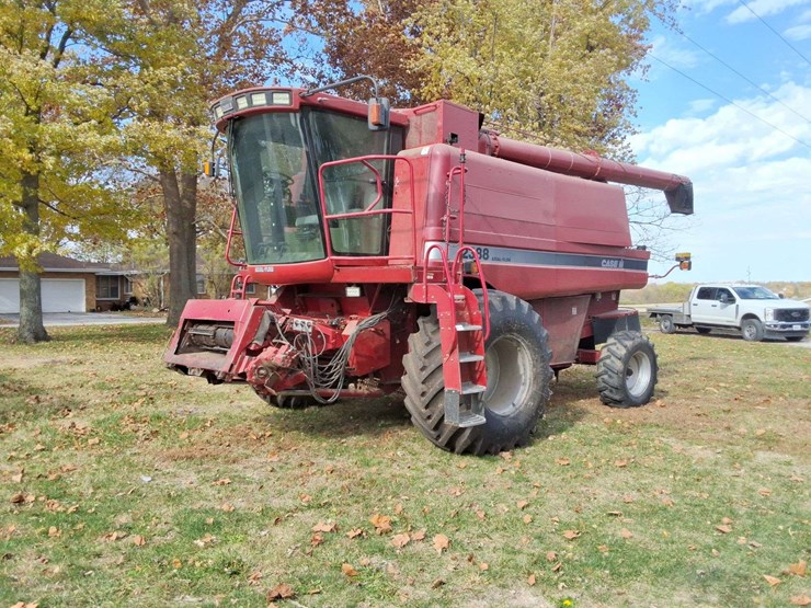 2001-case-ih-2388-image-3