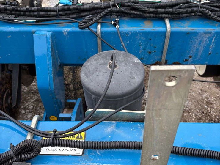 2005-kinze-3500-image-21