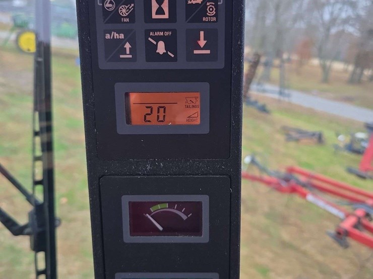 2005-case-ih-2388-image-24