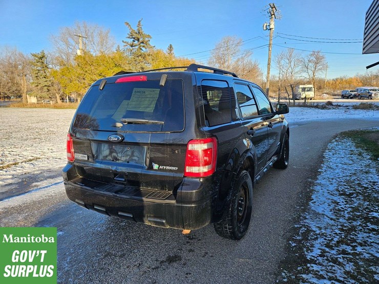 2012-ford-escape-hybrid-image-6