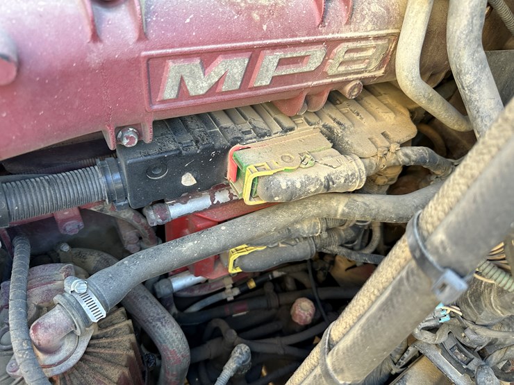 #33710-•-2011-mack-cxu-t/a-sleeper-truck-tractor-1m1aw09y3bm013638-image-54