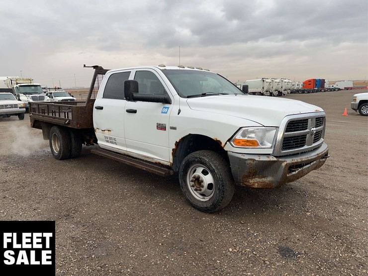 2011-dodge-3500-image-6