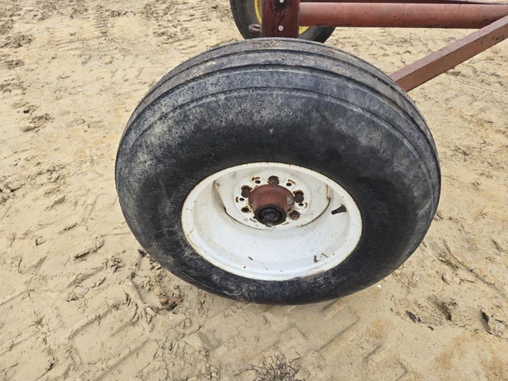 #5885-•-gehl-running-gear-image-8