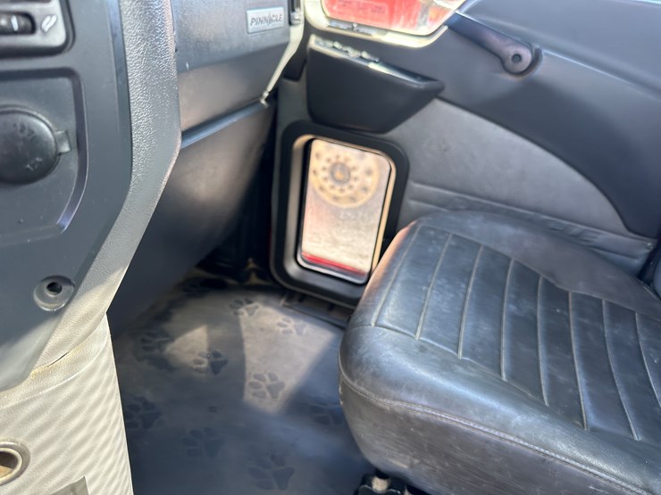 #33708-•-2014-mack-cxu-t/a-daycab-truck-tractor-1m1aw02y3em038036-image-72