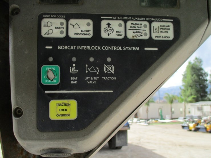 2005-bobcat-s250-image-8