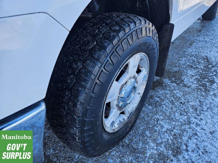 2011-ford-f150-image-11