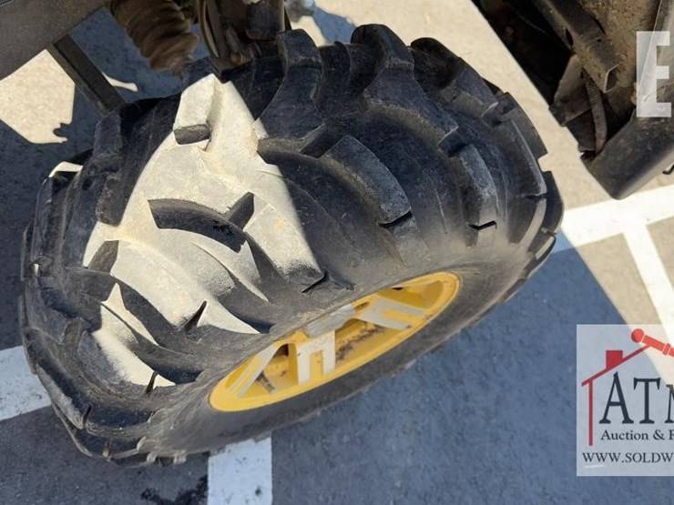 john-deere-gator-xuv-825i-image-11