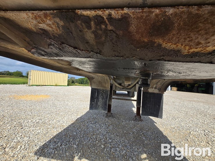 1969-j&l-3500-gal-t/a-ss-tanker-trailer-image-9