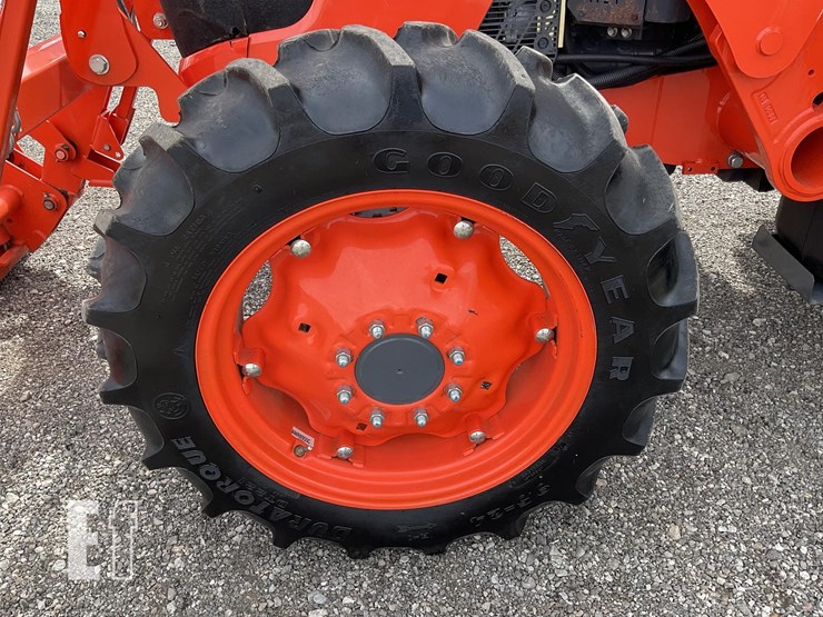 2020-kubota-m4-071hdc12-image-12