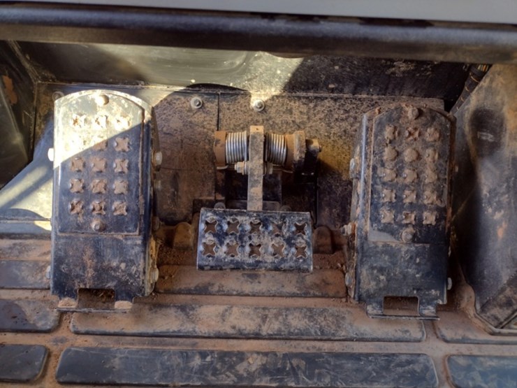 caterpillar-963k-image-8