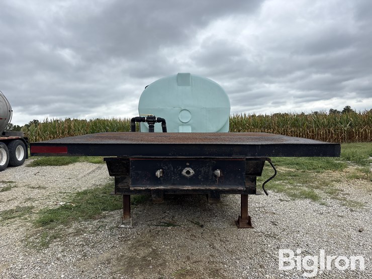 1974-nelson-ta40f-tri/a-drop-deck-sprayer-tender-trailer-image-2