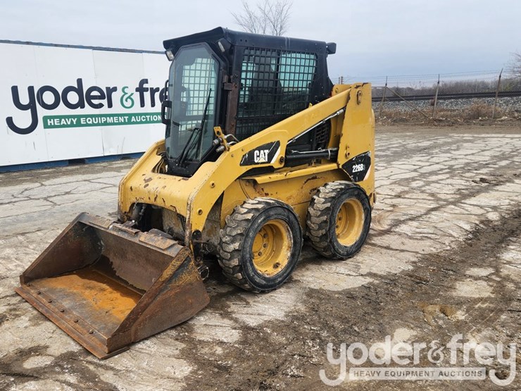 caterpillar-226b-image-1