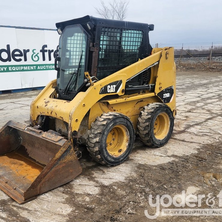 CATERPILLAR 226B