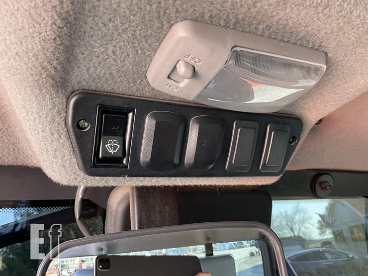 2019-kubota-rtv-x1100c-image-17