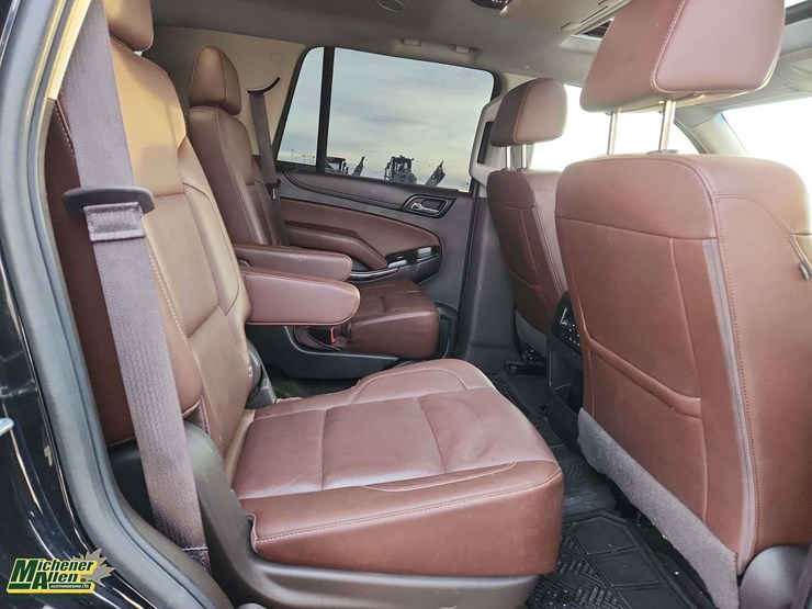 2018-chevrolet-tahoe-ltz-image-21