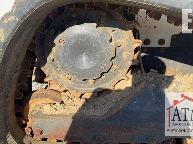 2019-bobcat-t770-image-25