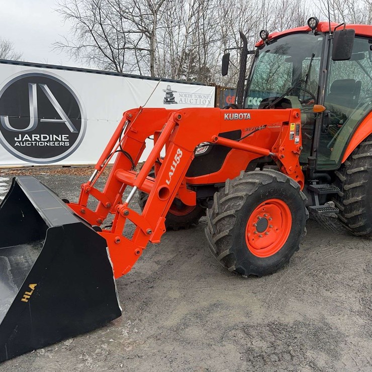 2010 KUBOTA M7040