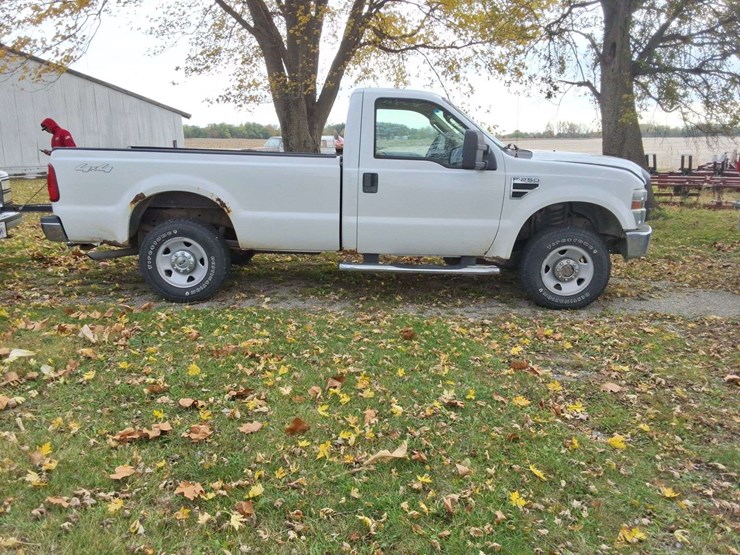 2008-ford-f250-xl-image-4