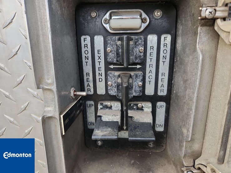 2005-spartan-gladiator-image-60