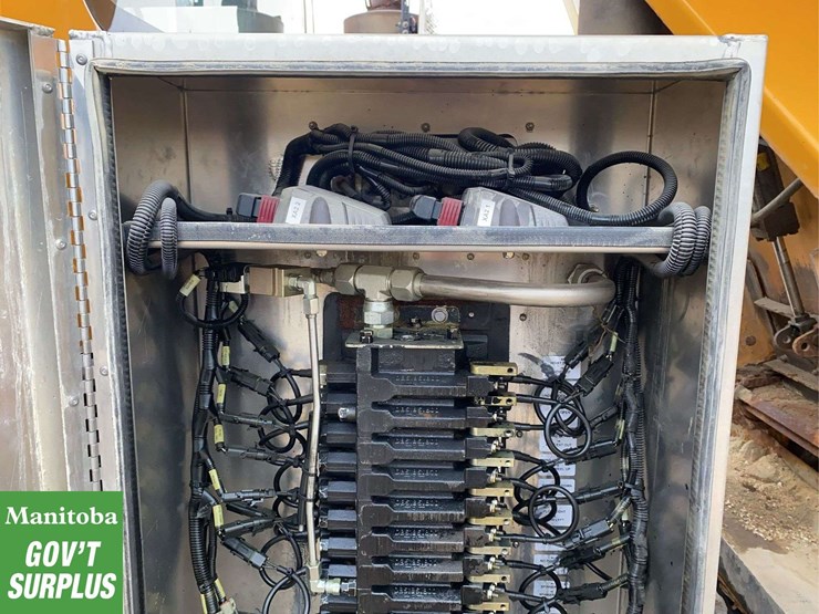 2009-international-workstar-7600-image-54