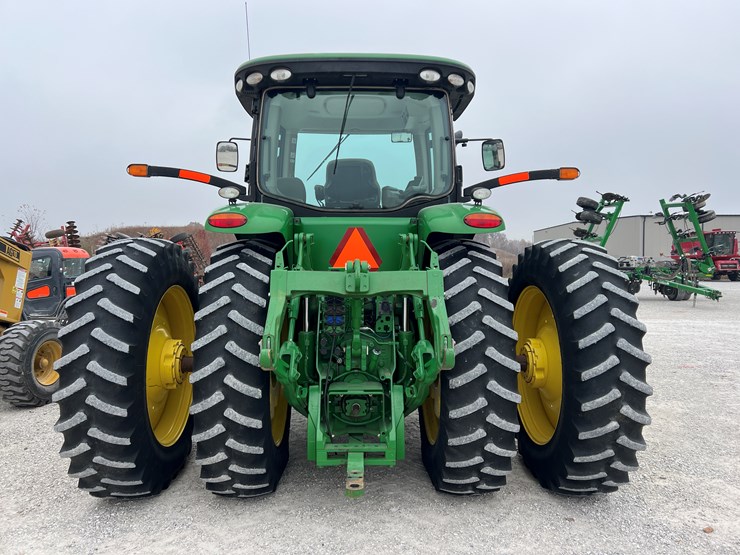 john-deere-8285r-image-17