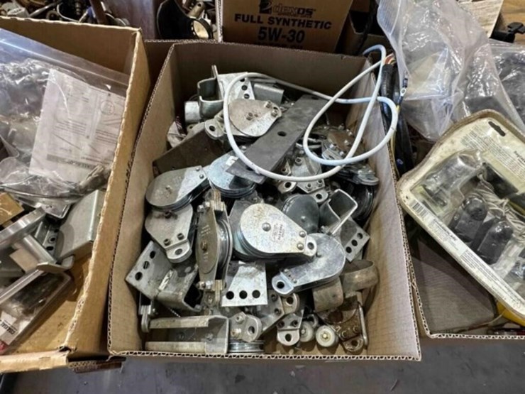 assorted-hardware--nuts,-bolts,-rope,-etc.-image-2