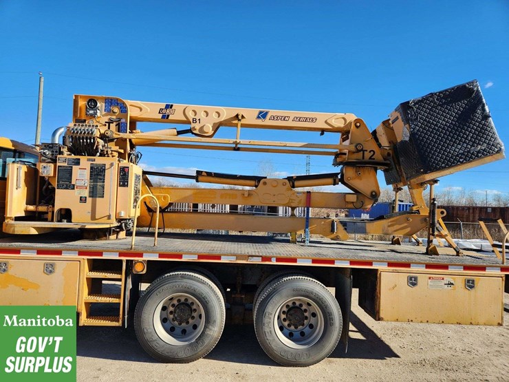 2009-international-workstar-7500-image-37