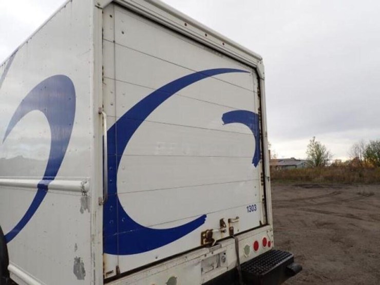 2013-freightliner-mt55-image-2