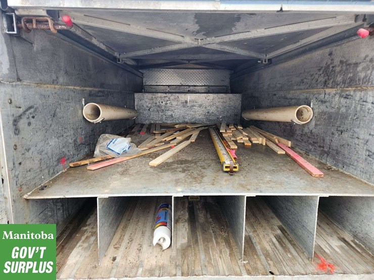 2012-chevrolet-silverado-2500hd-image-9